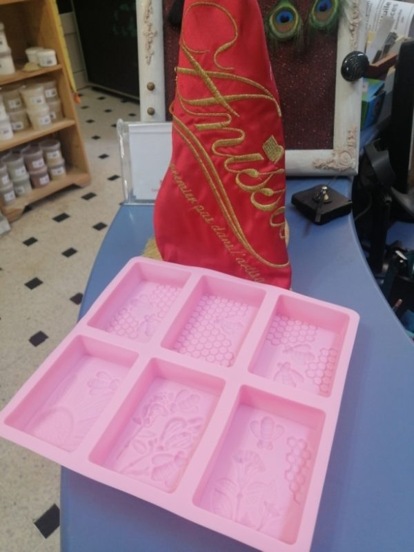 Moule silicone pour Savon abeille 6 empreintes rectangle